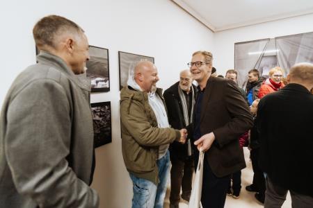 Vid  Brezočnik Anatomija zapuščene hiše (11)